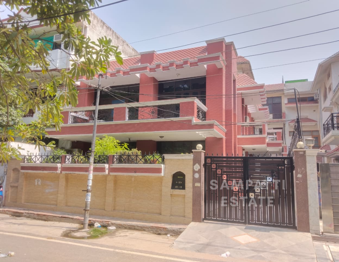 Villa for Sale in Sector 49 Noida