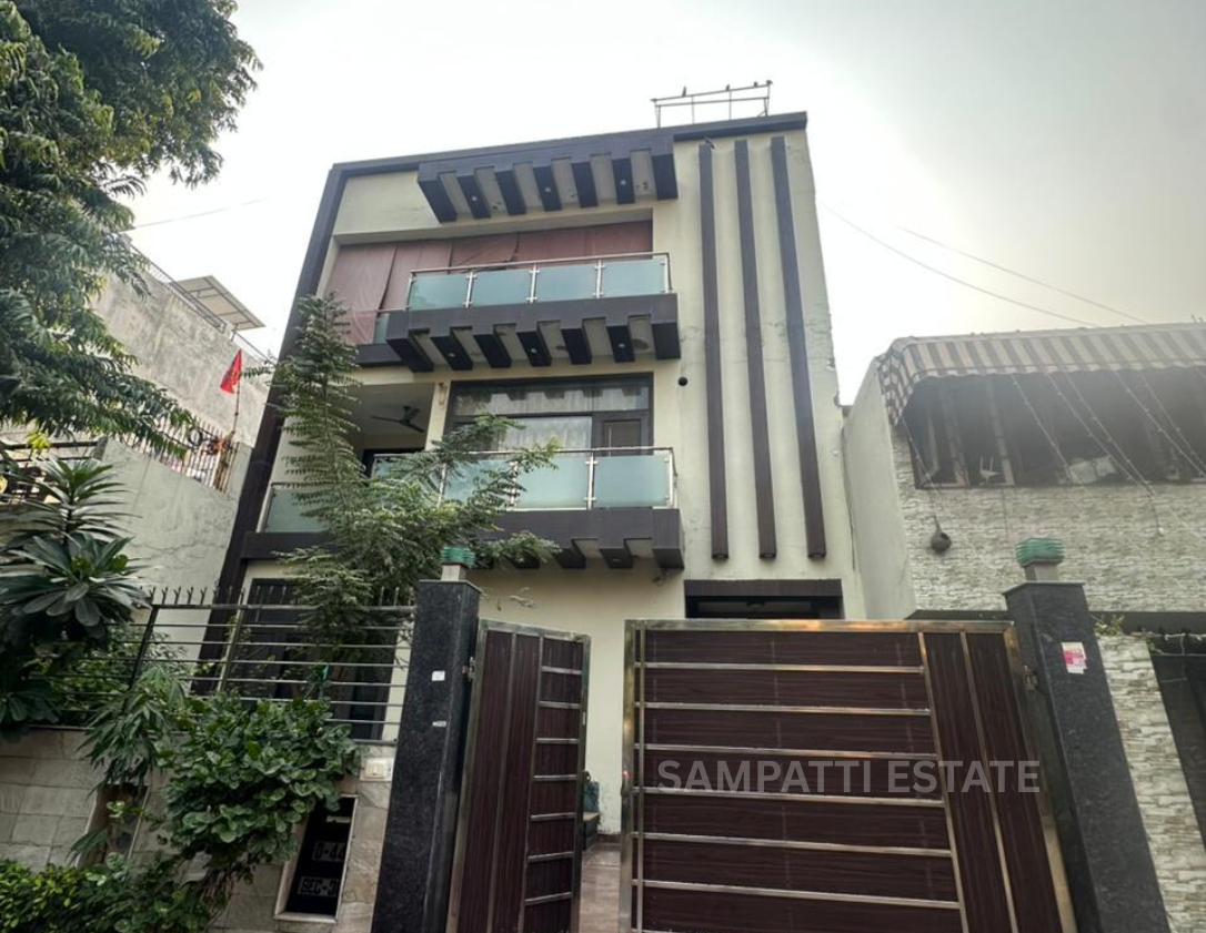 5 bhk Duplex House in Sector 36 Noida
