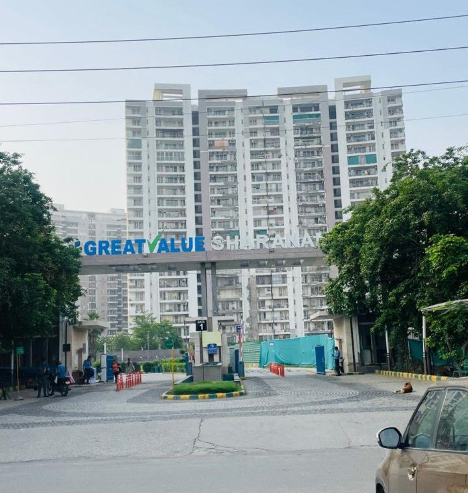 Flat For Sale in sector-107